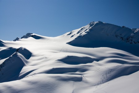 Pastoral Peak lines, photo by Peter Doucette